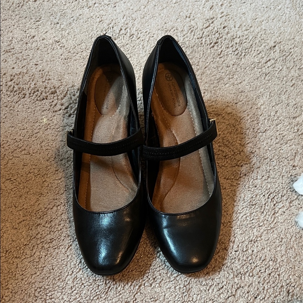 Giani Bernini Black Mary Jane Heels